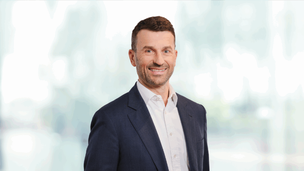 SO Stefan Ehrlich-Adám